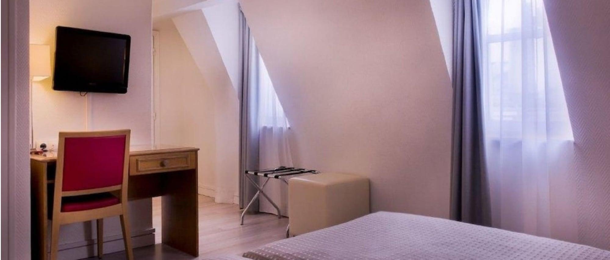 פריז Hotel Le Compostelle מראה חיצוני תמונה